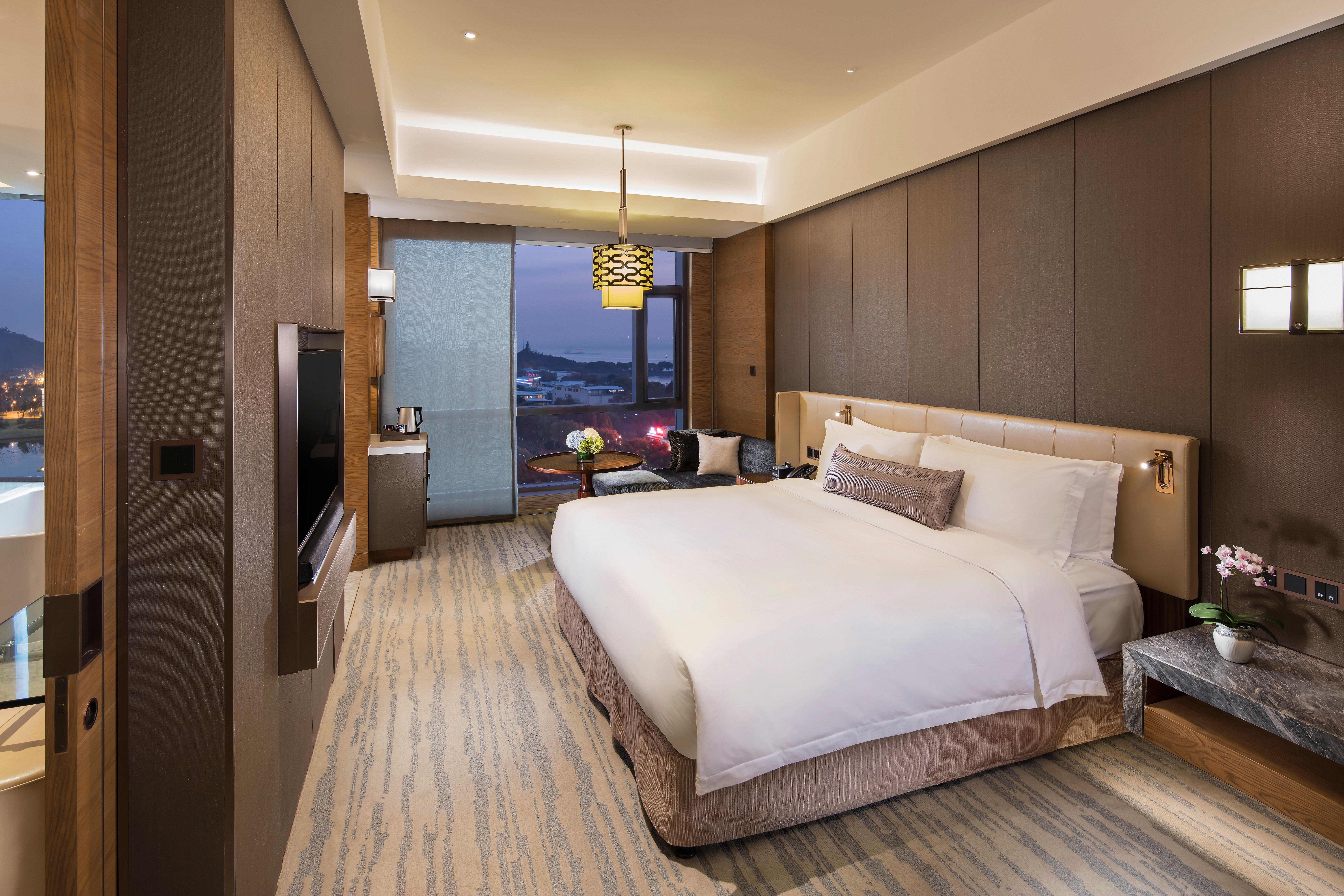 Intercontinental Nantong By Ihg-Best View Of Yangtze ภายนอก รูปภาพ