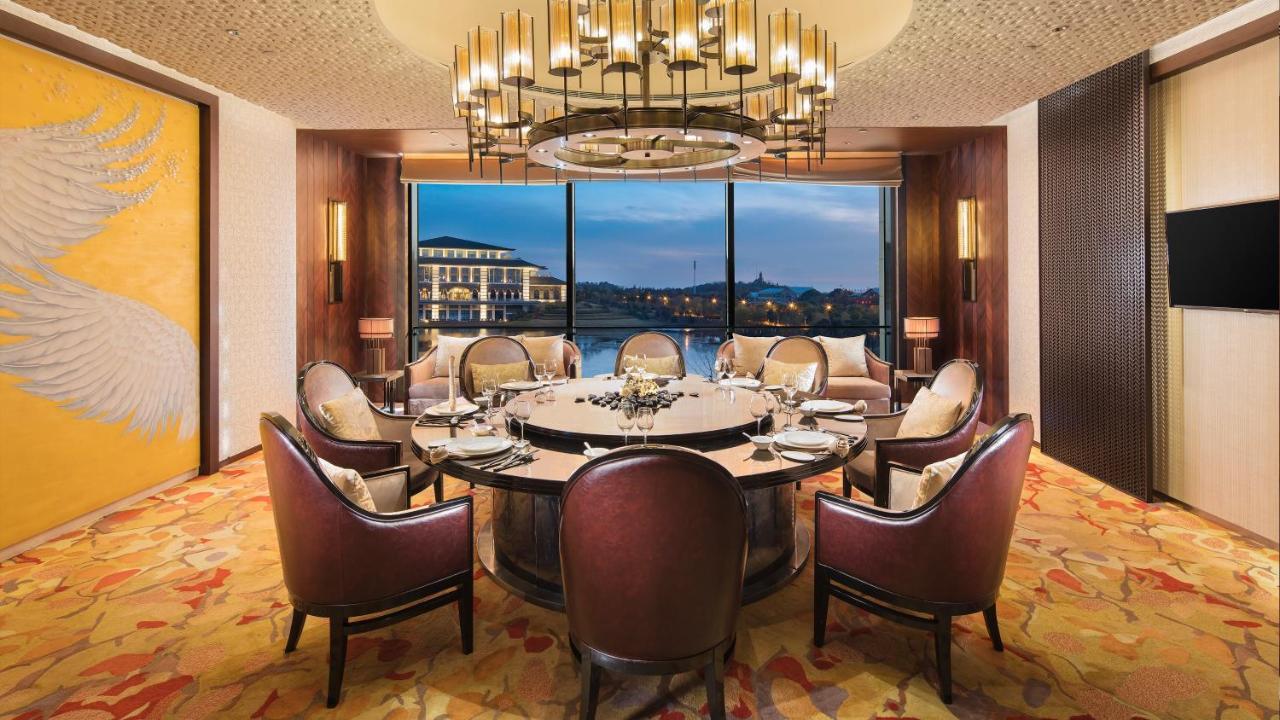 Intercontinental Nantong By Ihg-Best View Of Yangtze ภายนอก รูปภาพ